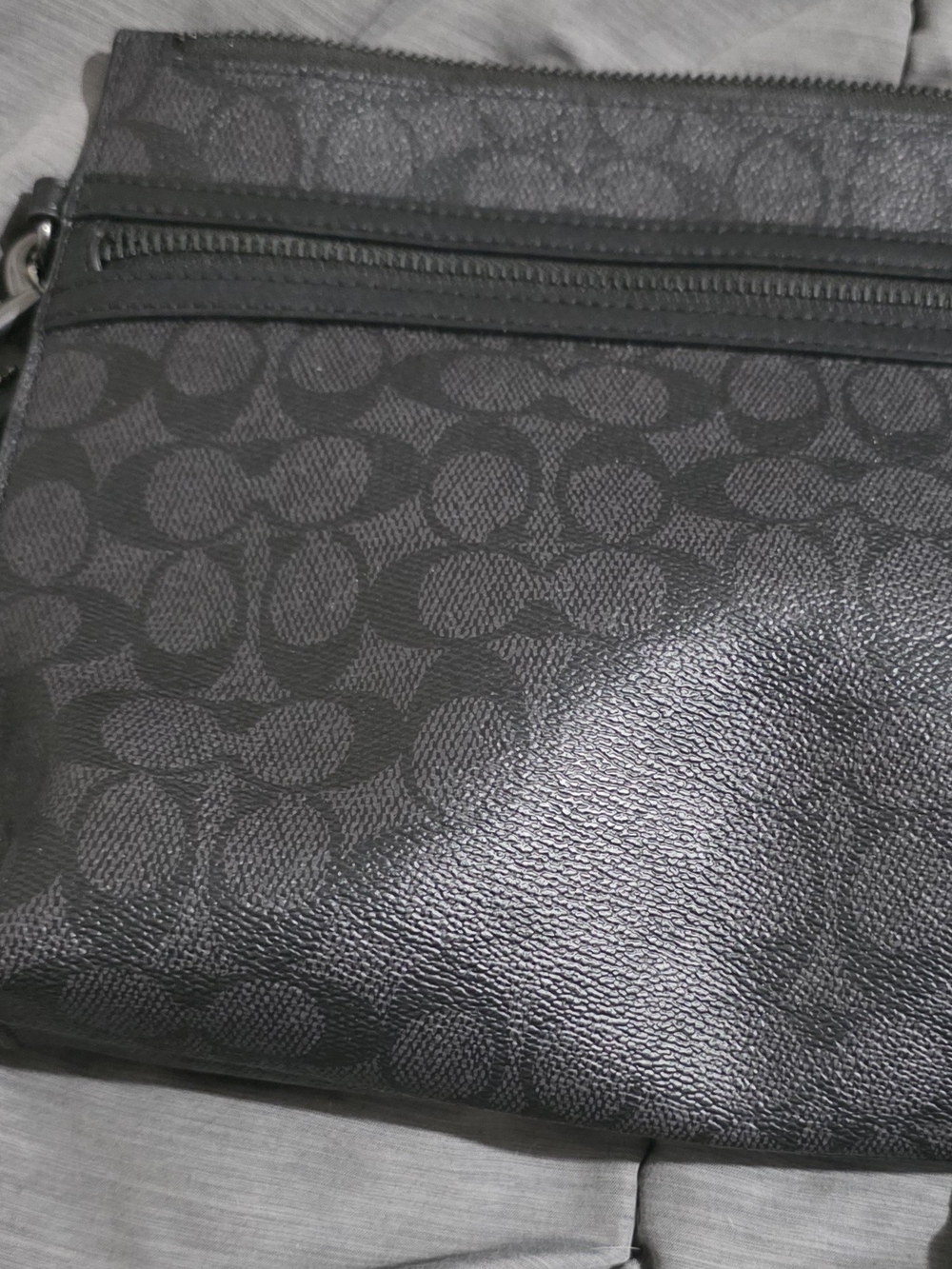 Coach Men’s Signature Crossbody Bag in Black